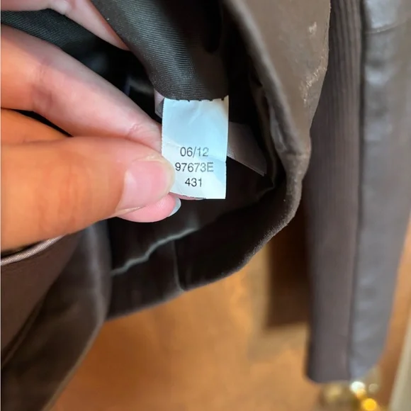 Brown Leather Jacket- Elie Tahari- medium/large - Picture 4 of 6